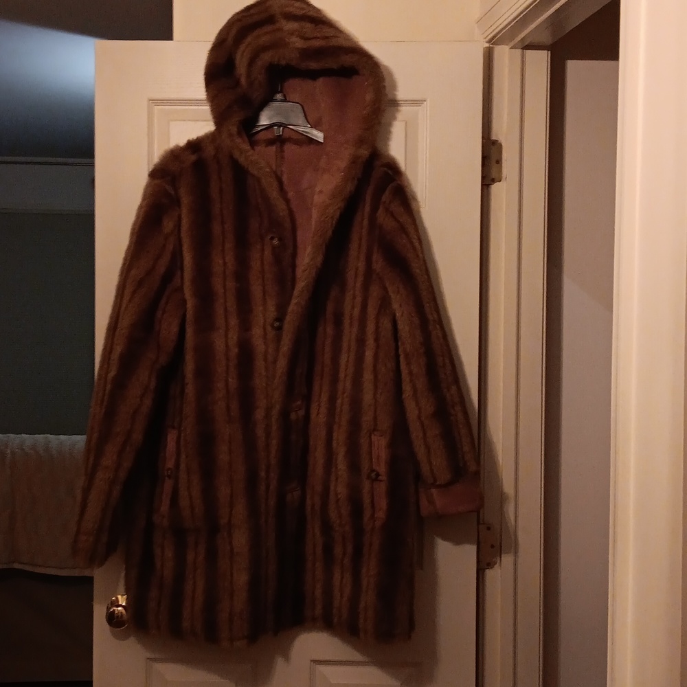 Dennis Basso Reversible 2 in 1 coat